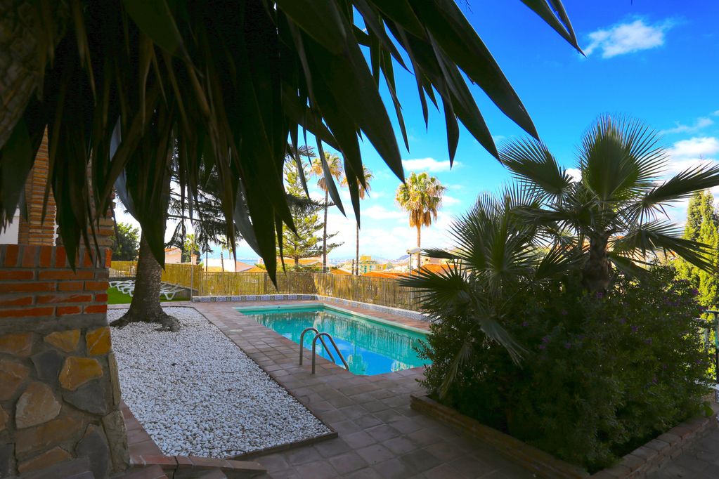 Villa for rent in  Málaga